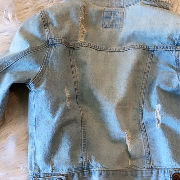 light jean jacket - Picture 4 of 5